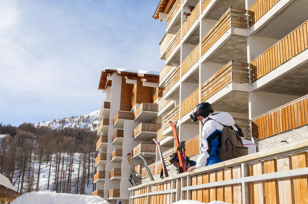 Residence Plein Sud By Popinns Allos Exteriör bild